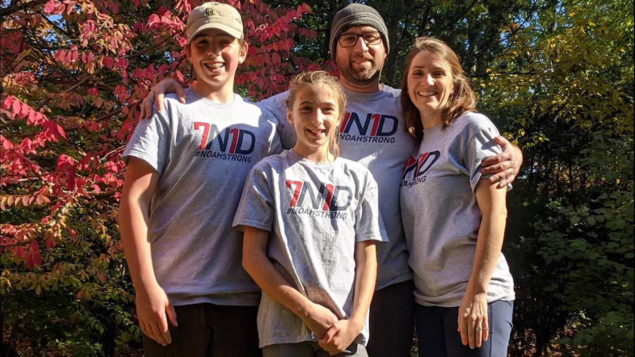 7N1D-shirts-family-8 Family of four all wearing 7N1D tee shirts